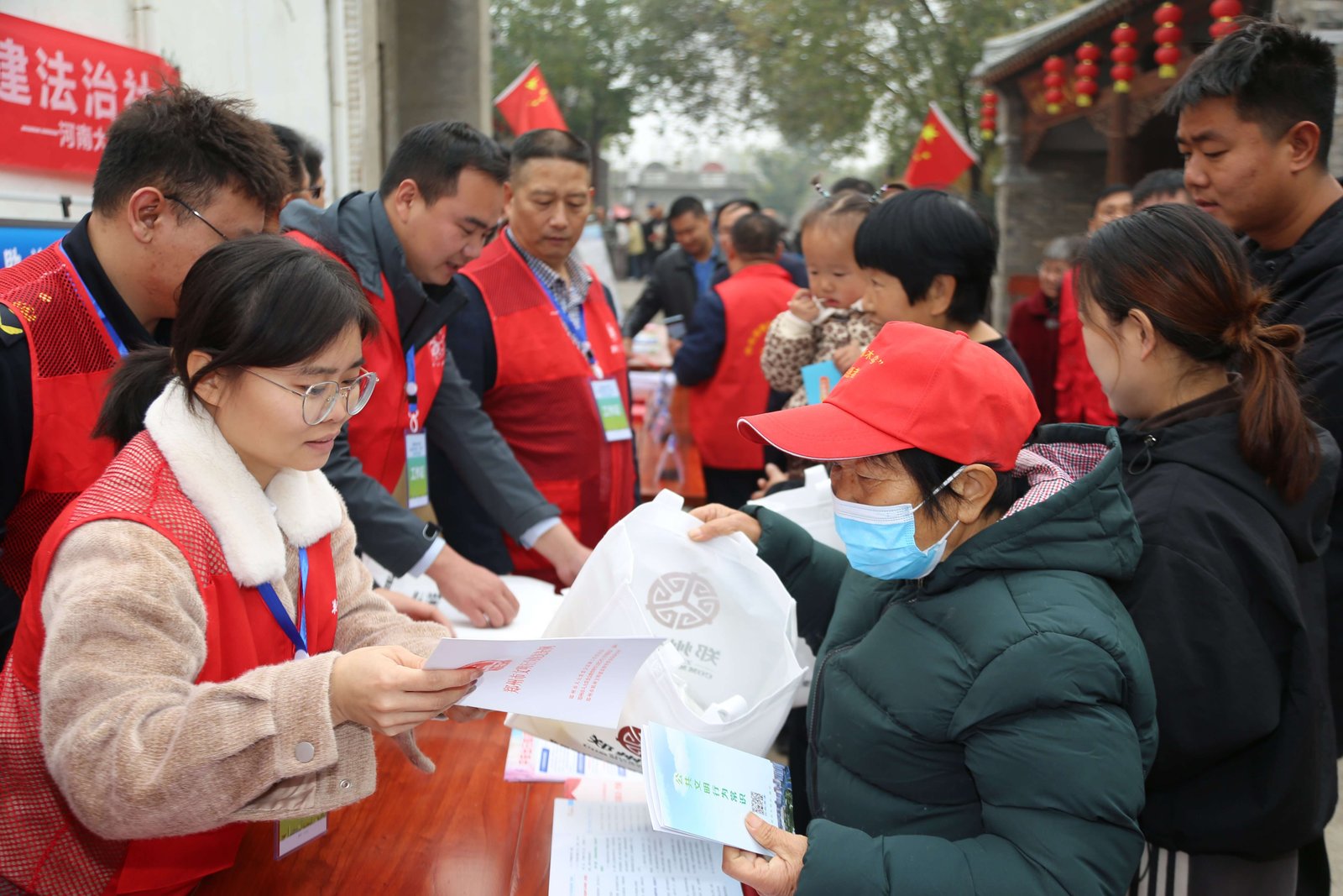 营销赋能兴乡村，青春实干践初心——2026年山东商业职业技术学院春季三下乡社会实践活动纪实